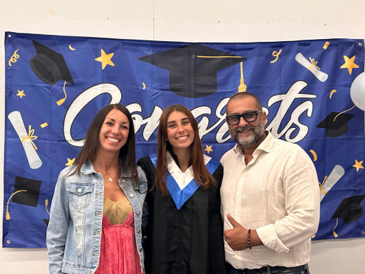 Anna PArrella_qualicum_graduation 1 - MB Scambi Culturali